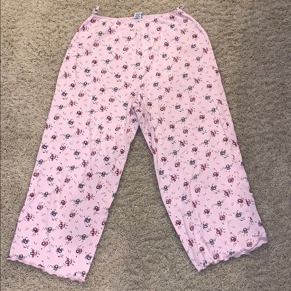 Women’s Pink Pajamas - Picture 5 of 7